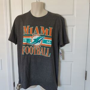 NWT NFL Miami Dolphins Gray T-shirt Men’s Size Large